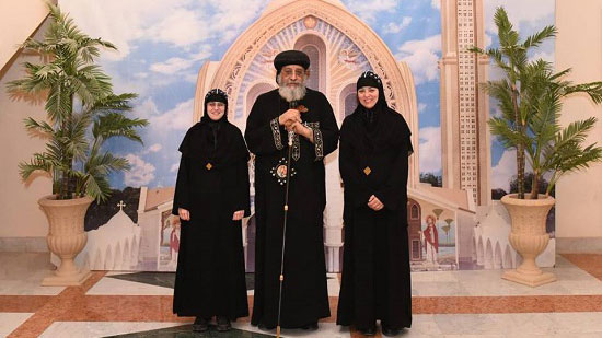  Pope Tawadros receives two Coptic nuns from Ireland