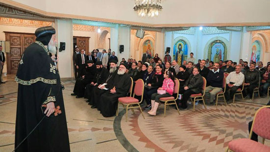 Pope Tawadros congratulates Patriarchal staff on the Day of the Epiphany