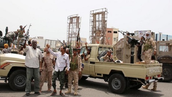 Fighting between Yemen govt forces, separatists restarts in Aden: Residents