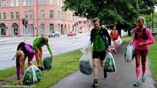 DAWAR: Waste collection app allows citizens to manage and report trash