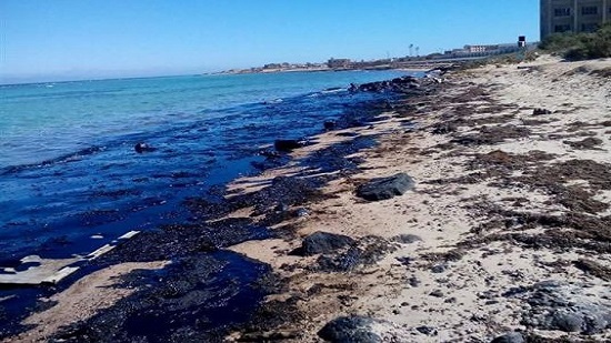 Oil spill reappears in Ras Ghareb
