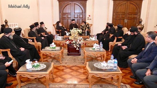 Pope Tawadros receives the Greek Orthodox Patriarch in Alexandria