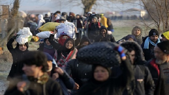 UN says 13,000 migrants mass at Turkeys border with Greece