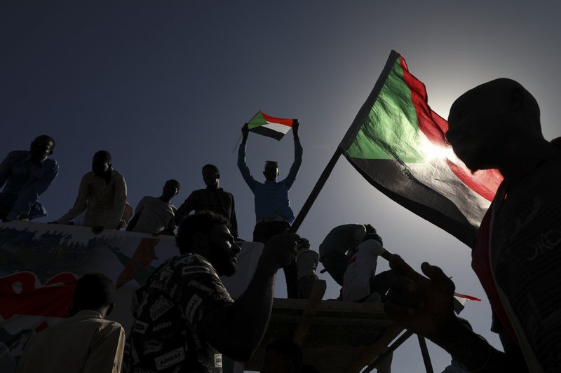 Protesters return to Sudan streets, calling for more reforms
