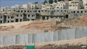US offers Israel incentive plan for settlement freeze
