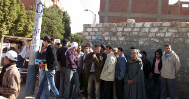 Muslims prevent a priest from building his house!