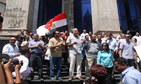 Egyptian journalists protest for press freedom, worried about Islamist appointees