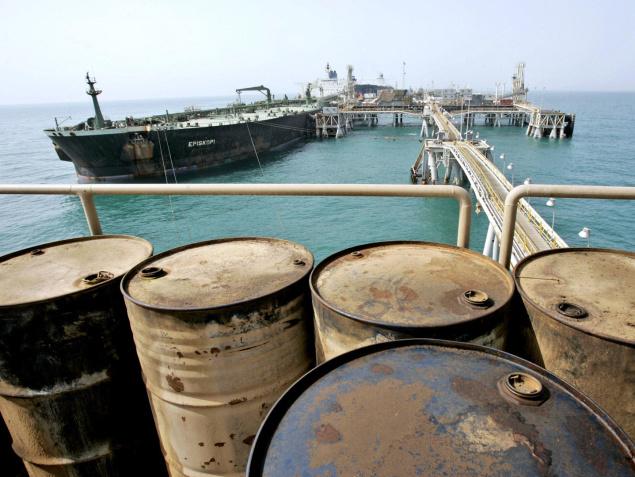 Egypt denies in talks to buy Iranian oil