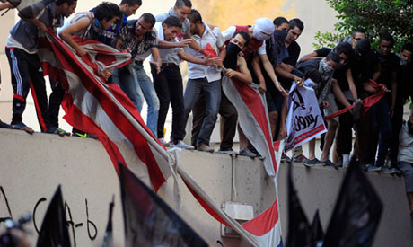 Egypt stocks shrug off US embassy controversy, gain 0.5 pct