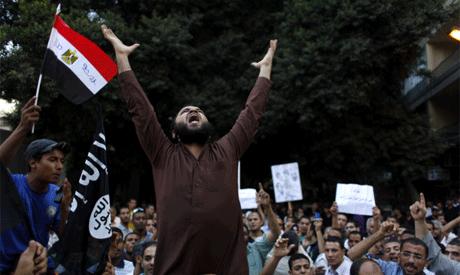 Clashes continue near US embassy as Egypt protesters brace for Friday rall