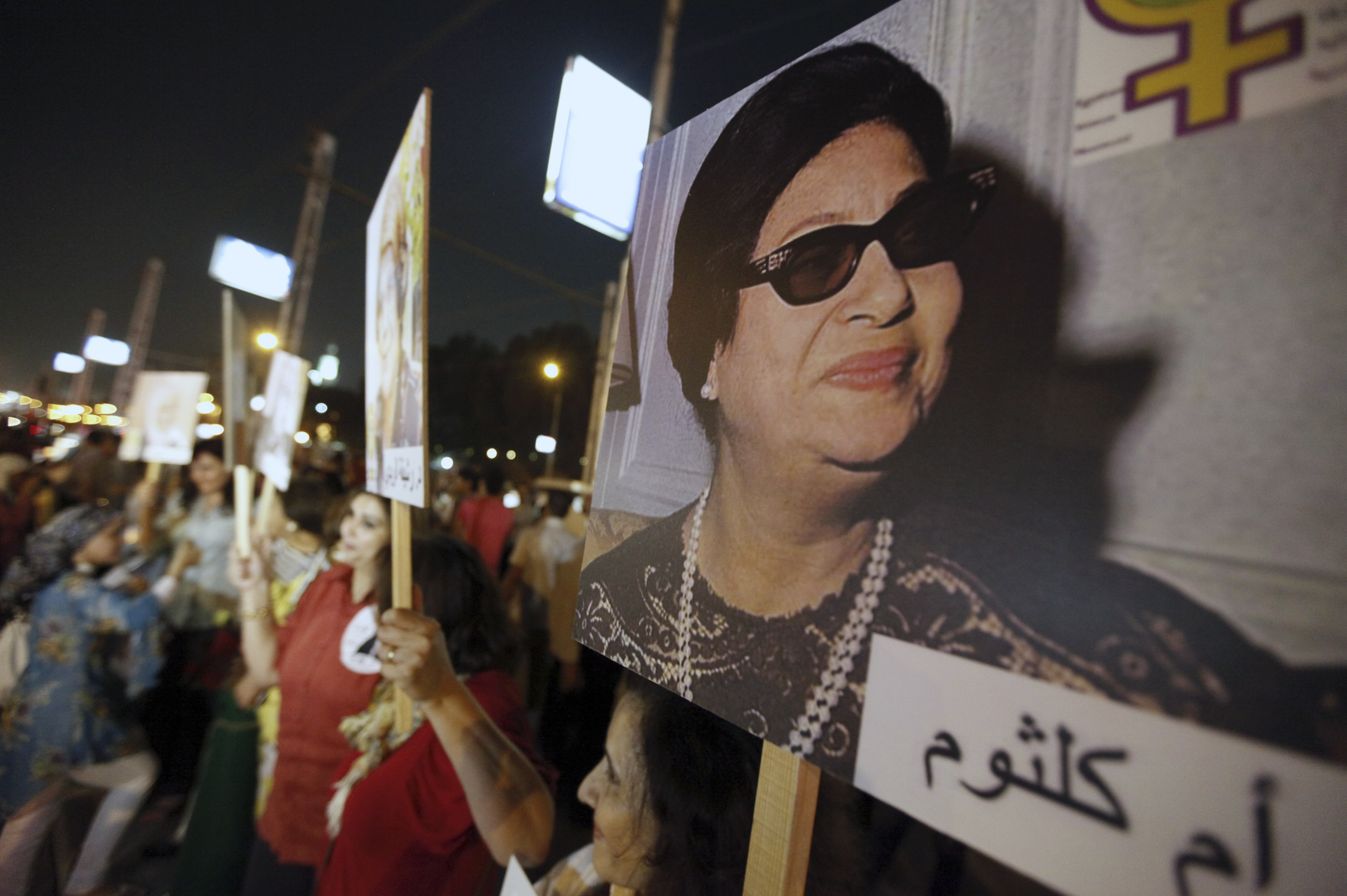 Drafting Egypt's Constitution Stalls on Women's Equality