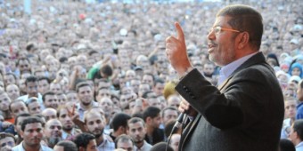 U.S. Muslims back Morsi's power grab 
