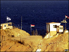 Israel to construct Egypt barrier