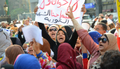Morsi supporters denounce the detention of female protesters